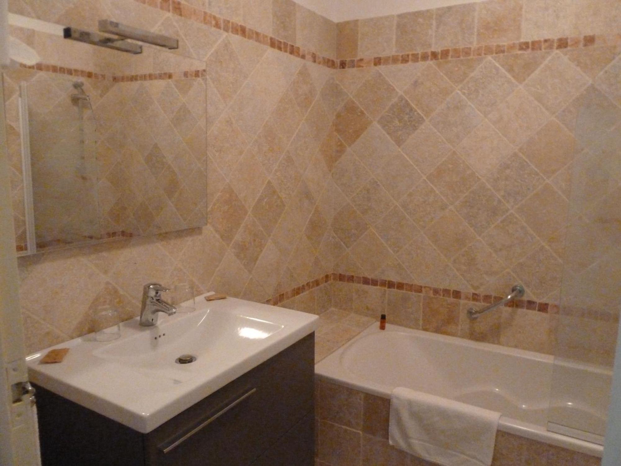 Superior Triple Room,674121390:JPEG