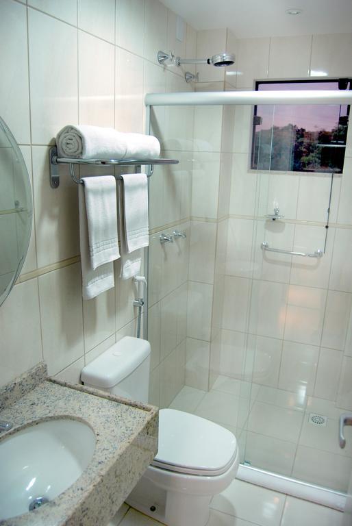 Quarto com 2 Camas de Solteiro e Varanda
