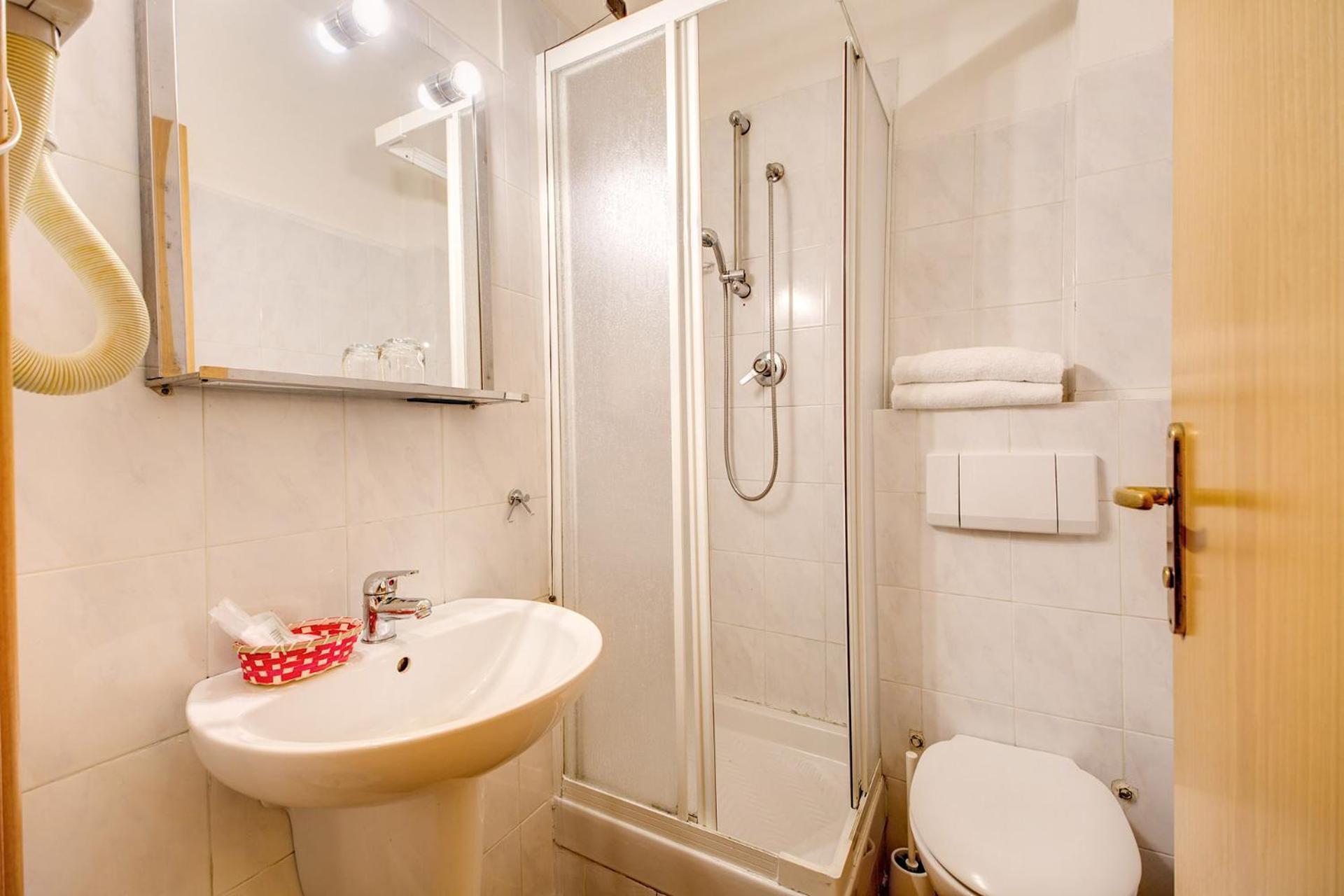 Habitación Doble Económica