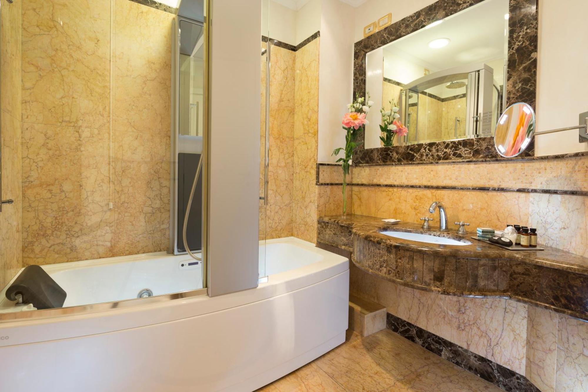 Suite Perignon con Vista Mare e Accesso Spa