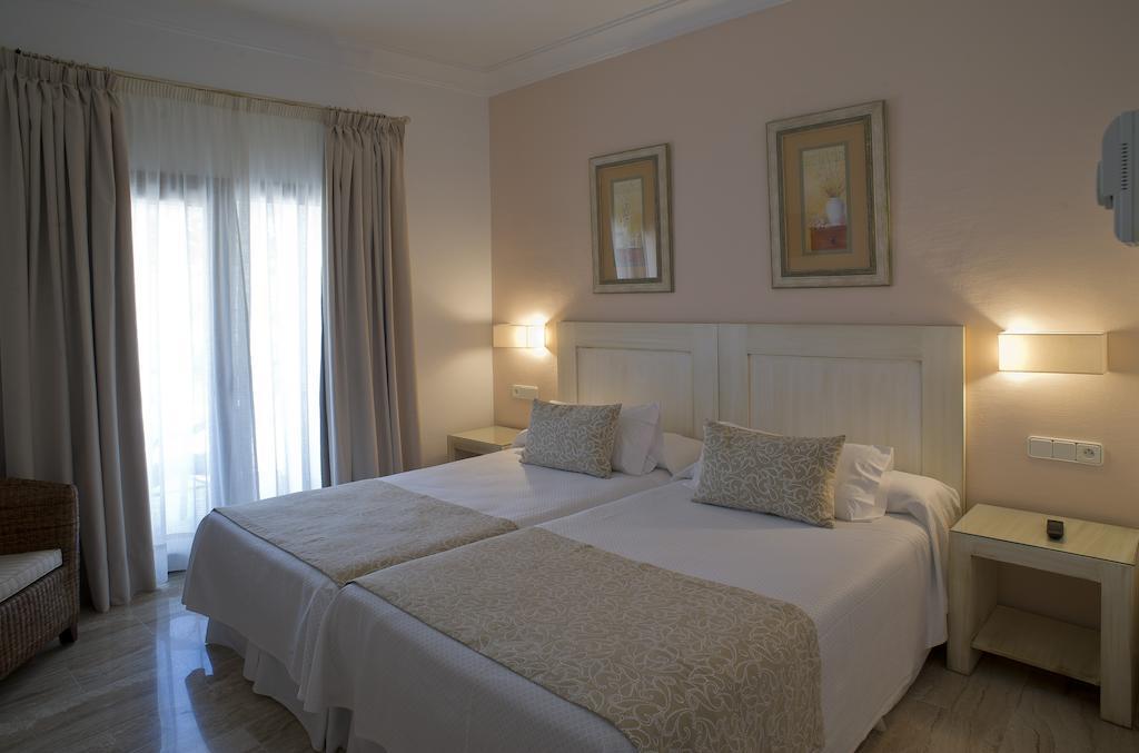Superior Double Room,665771922:JPEG