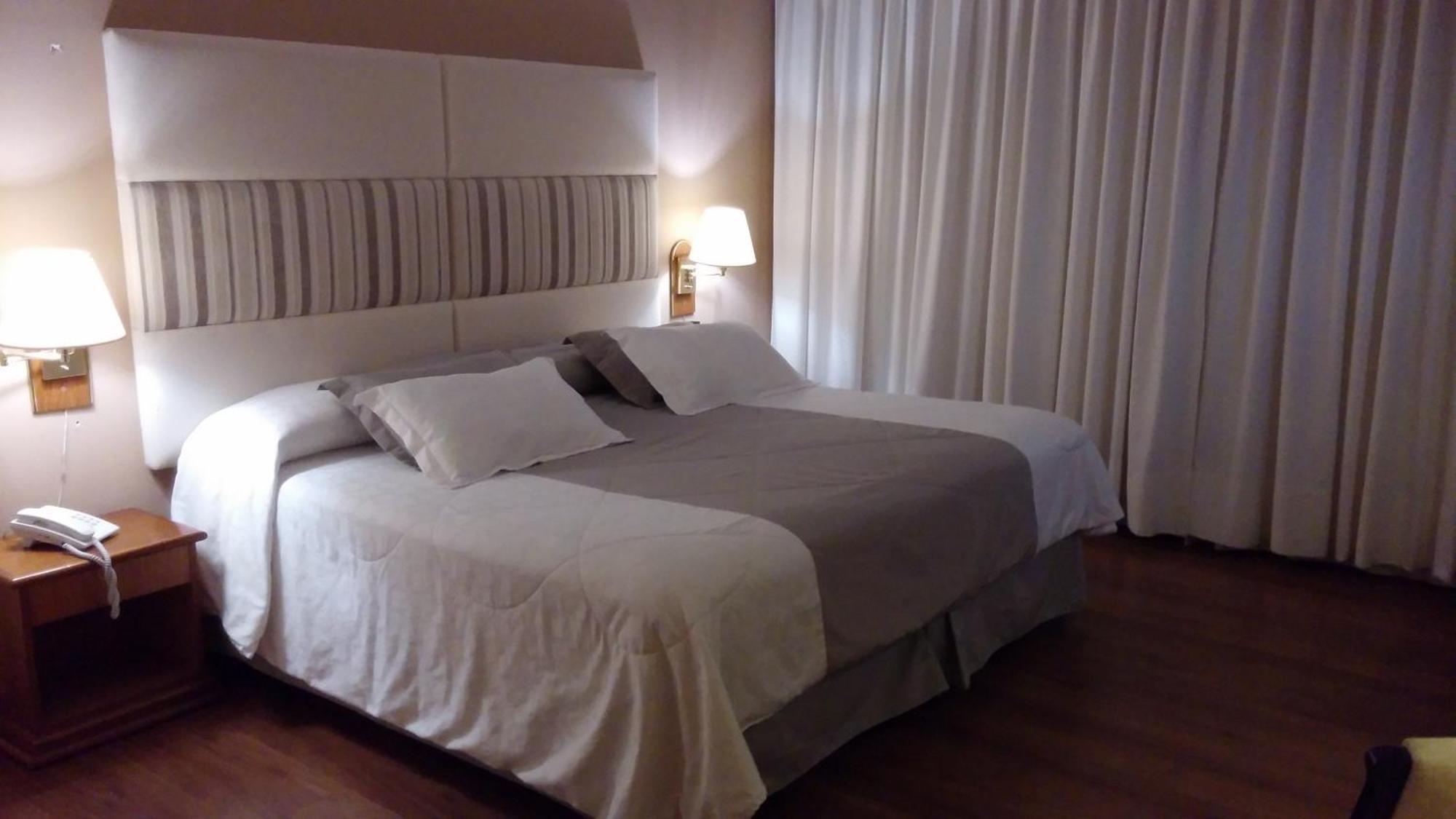 Quarto Superior com Cama de Casal ou 2 de Solteiro