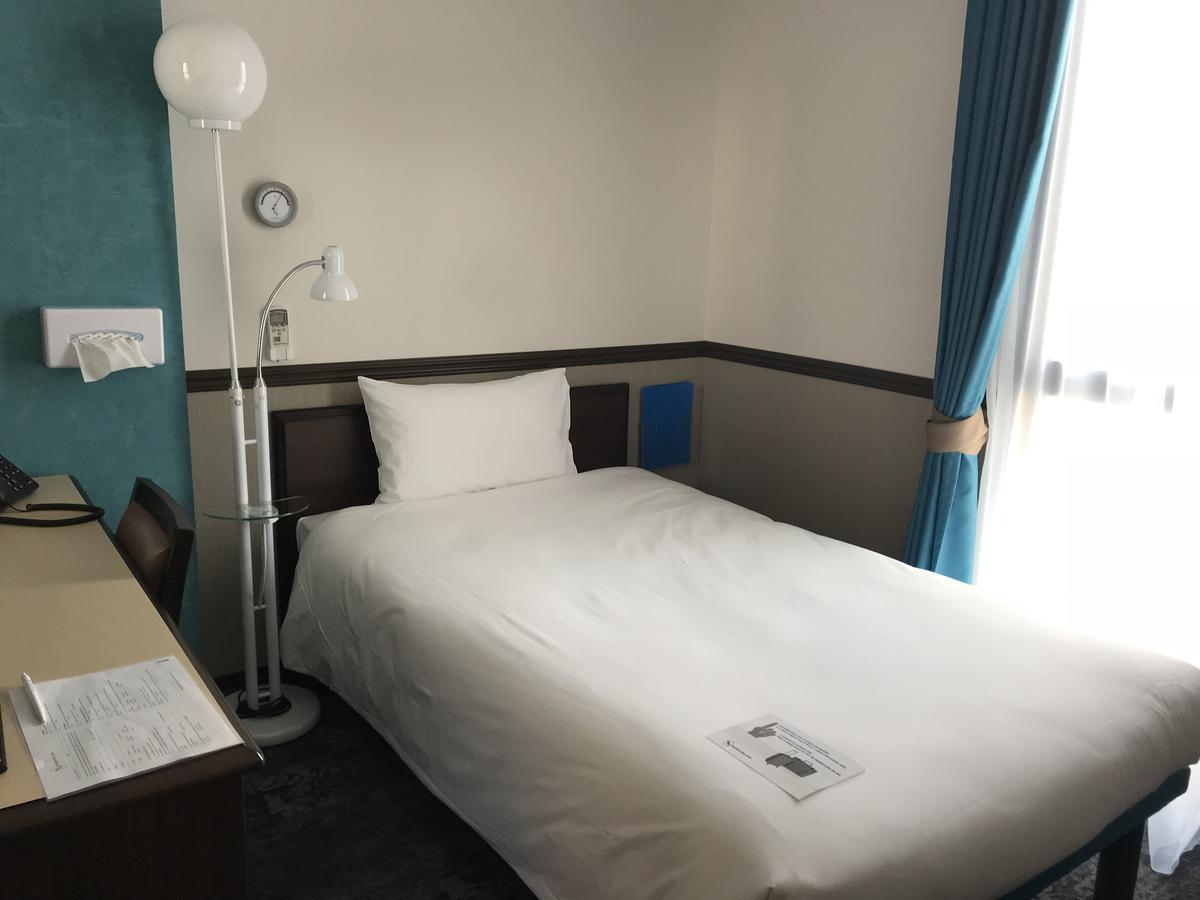 Small Single Room,1215136804:JPEG