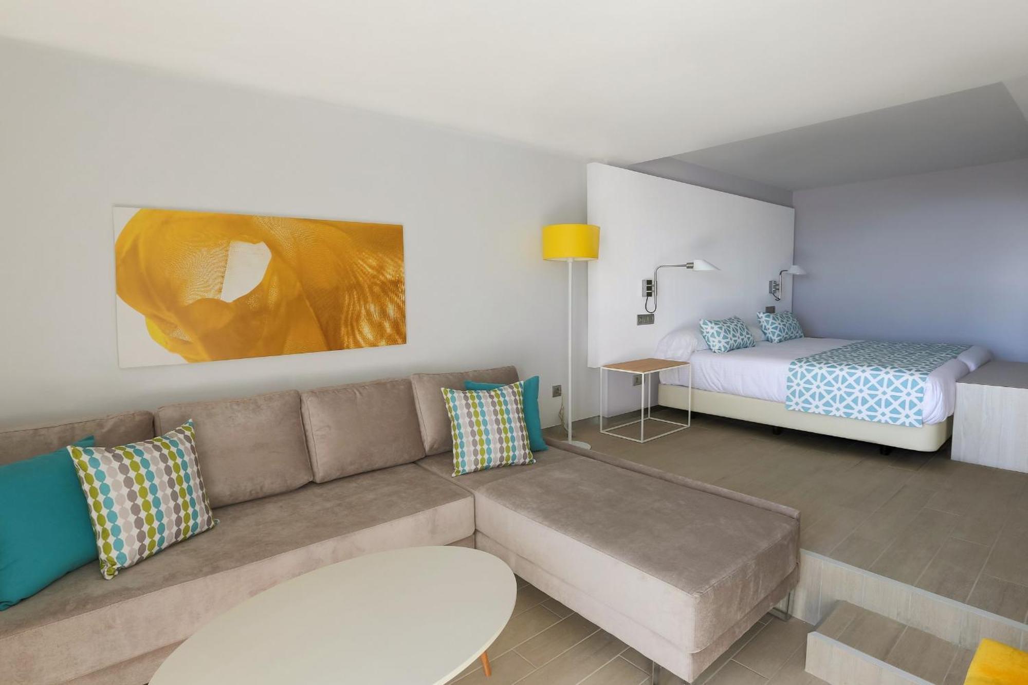 Suite Junior con vistas al jardín