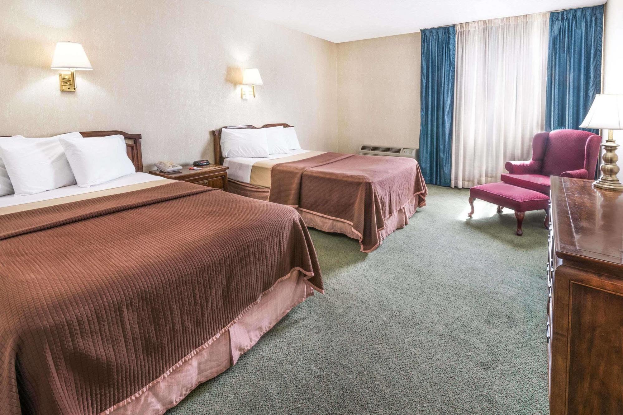 Executive Double Suite - Non-Smoking