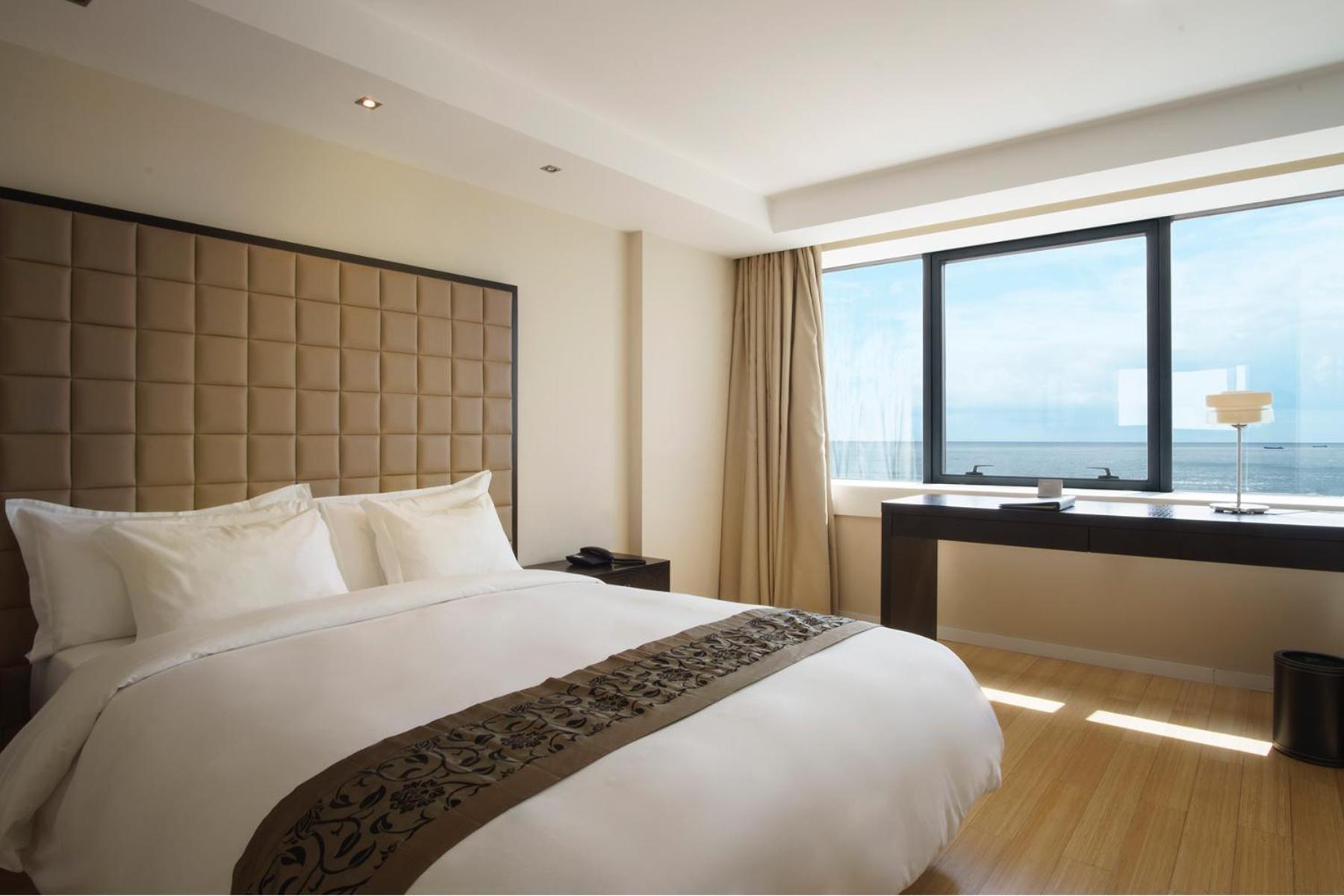 Suite Familiar con vistas frontales al mar