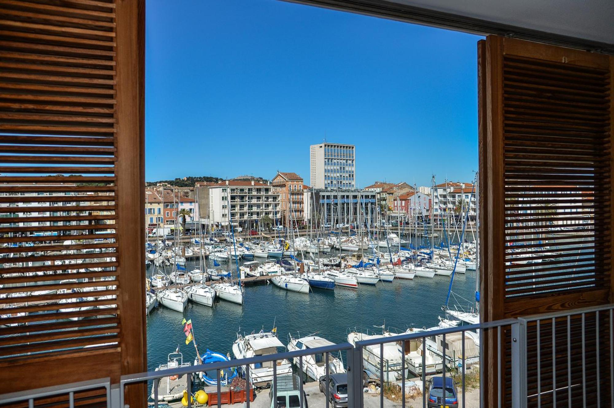 Chambre Triple avec Terrasse