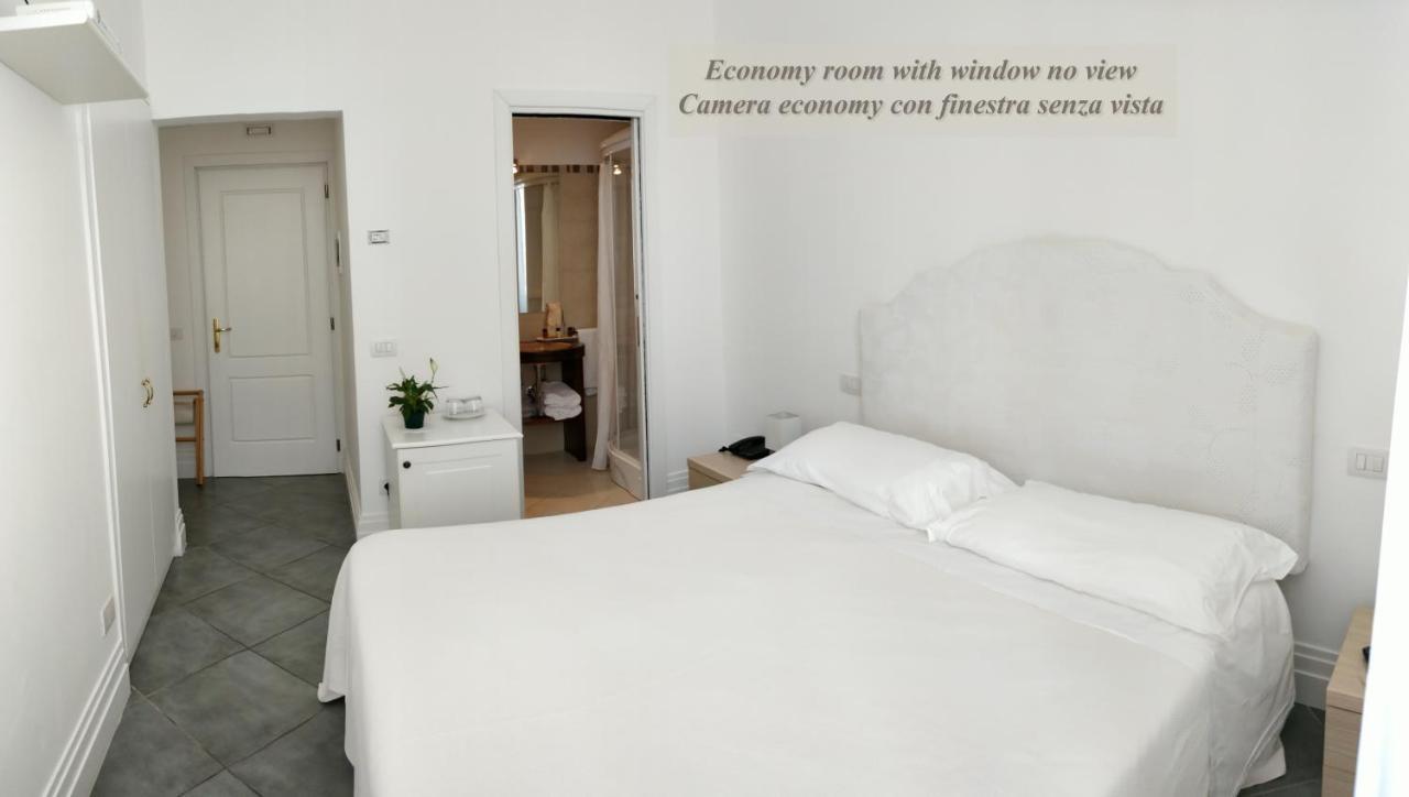 Camera Economy Matrimoniale/Doppia con Letti Singoli