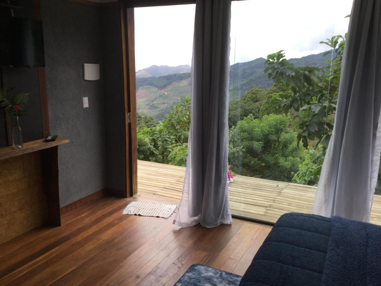 Suíte com Varanda