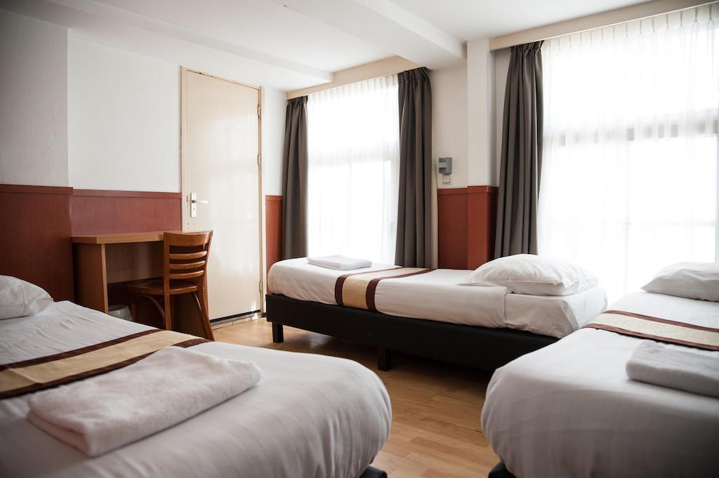 Triple Room,64818385:JPEG