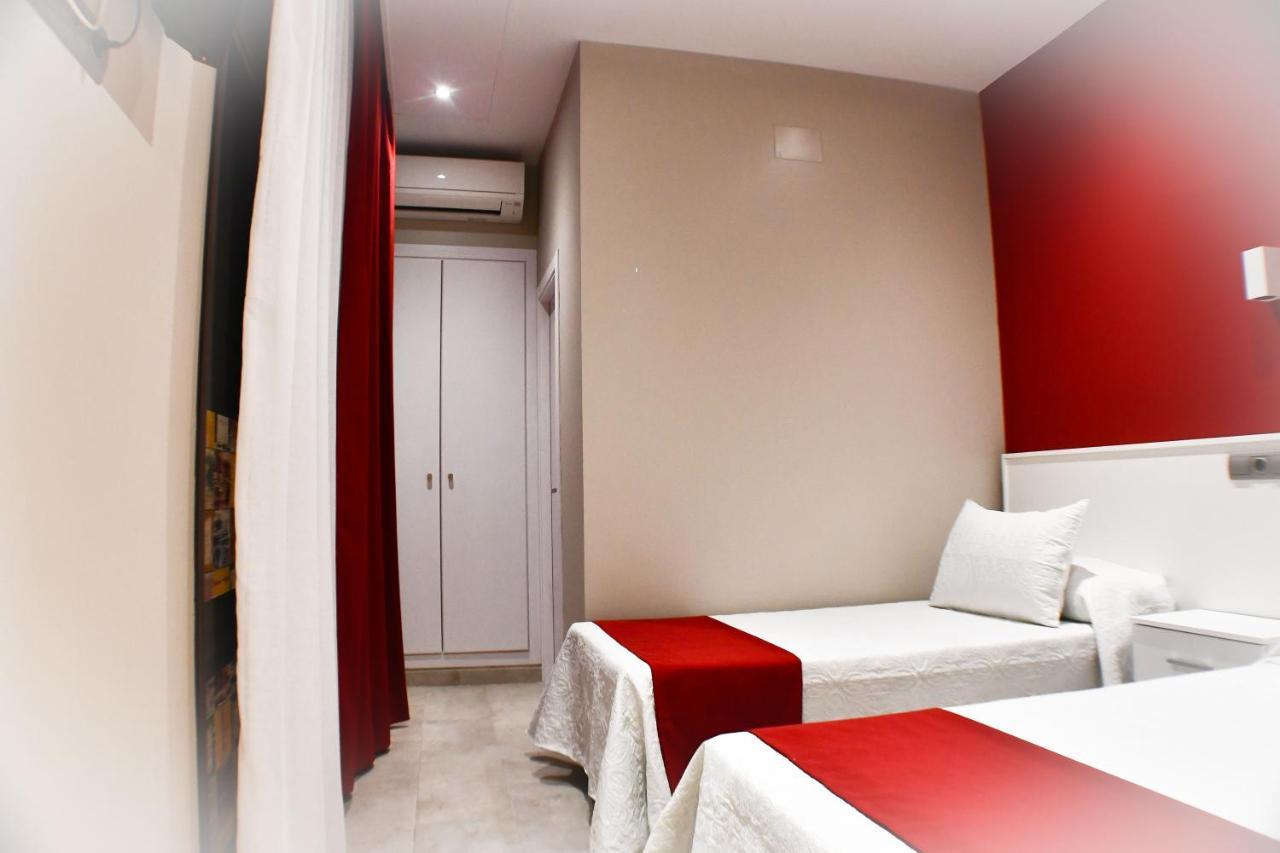 Double Room,725985892:JPEG