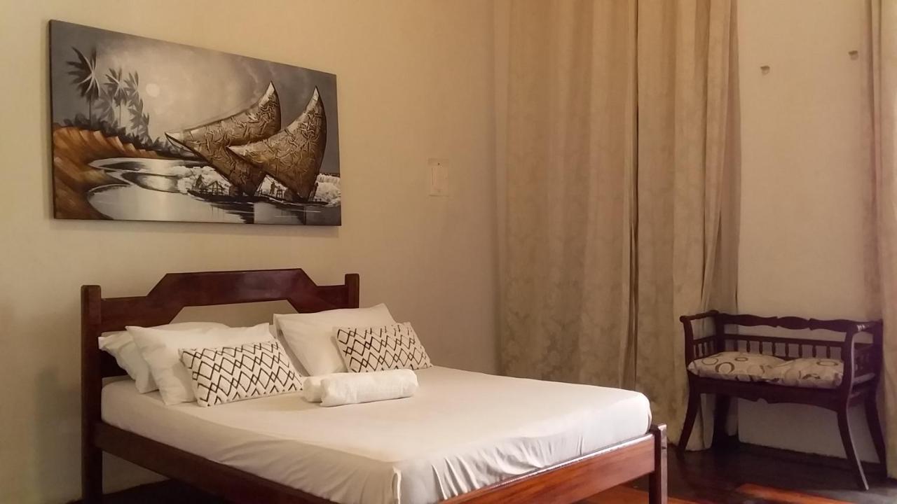 Standard Suite,759129703:JPEG