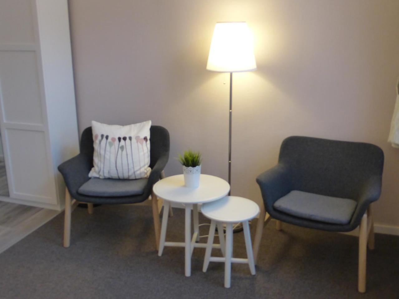 Doppel- oder Zweibettzimmer