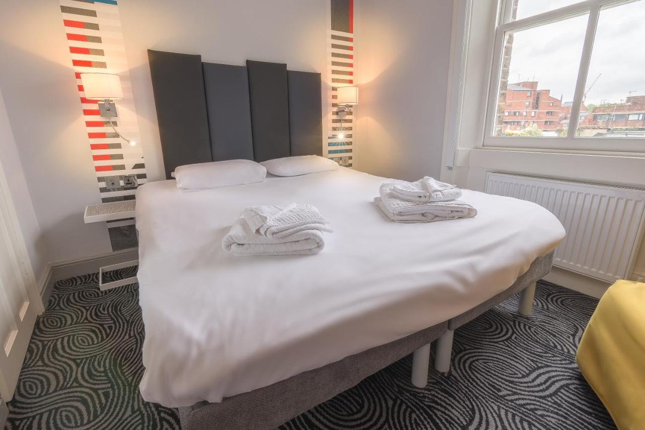 Double Room,752480114:JPEG