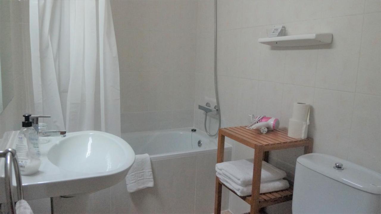 Double or Twin Room,765896224:JPEG