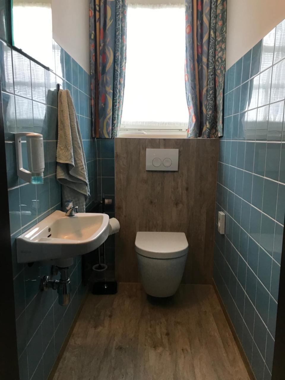 Doppelzimmer mit Gemeinschafts-WC