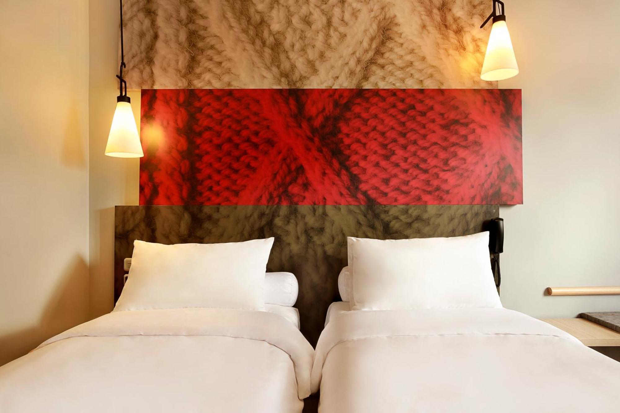 Sweet Tweepersoonskamer met 2 Aparte Bedden
