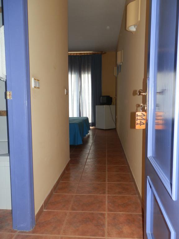 Single Room,79009836:JPEG