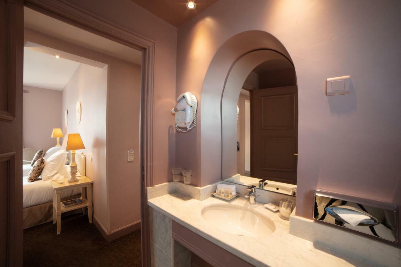 Chambre Exécutive (Dégustation de Vin Gratuite)