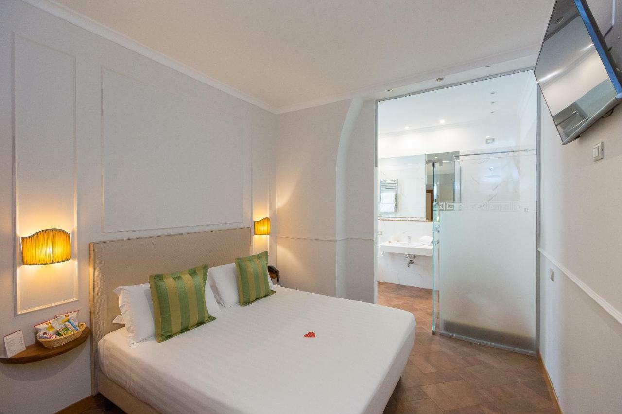 Quarto Superior com Cama de Casal ou 2 de Solteiro