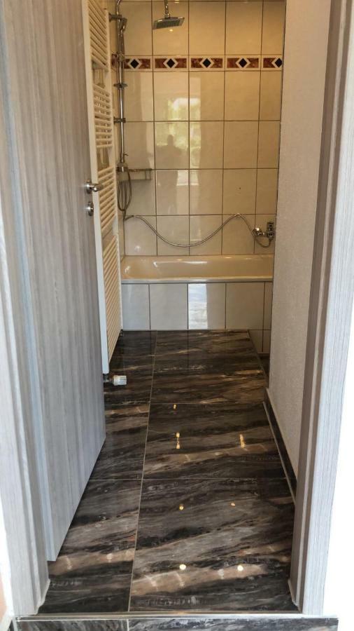 Doppelzimmer mit eigenem Bad