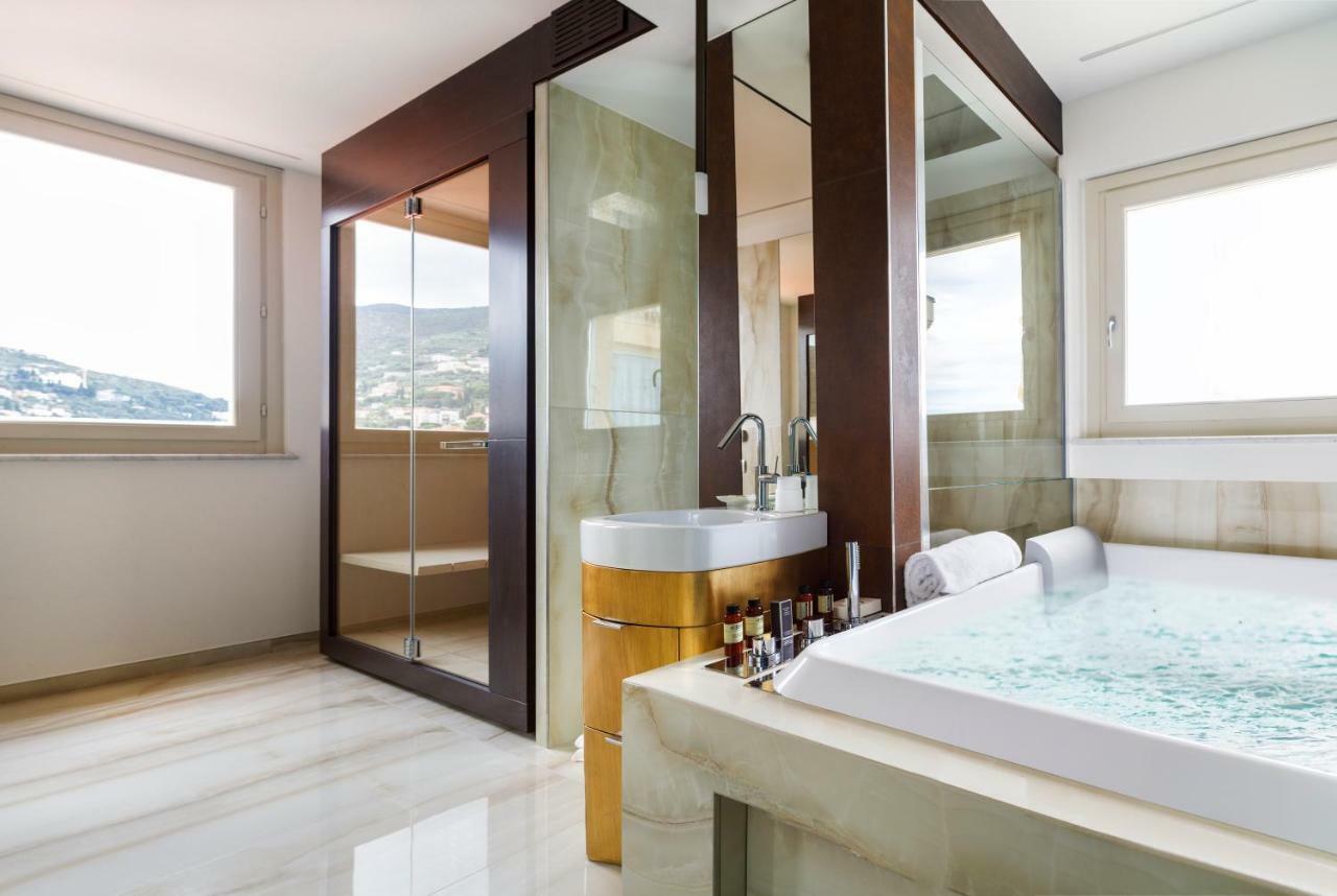 Suite Ambassador