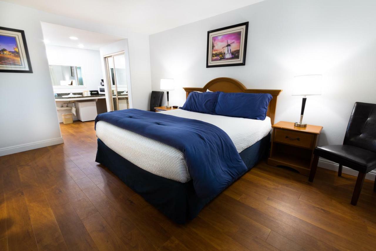 Standard King Room (Ground Level)
