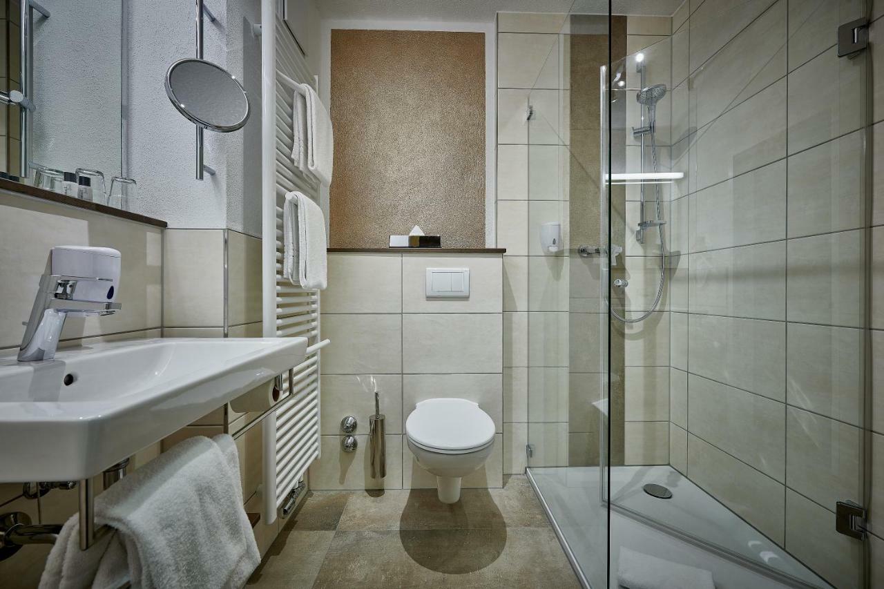 Deluxe Single Room,1027619383:JPEG