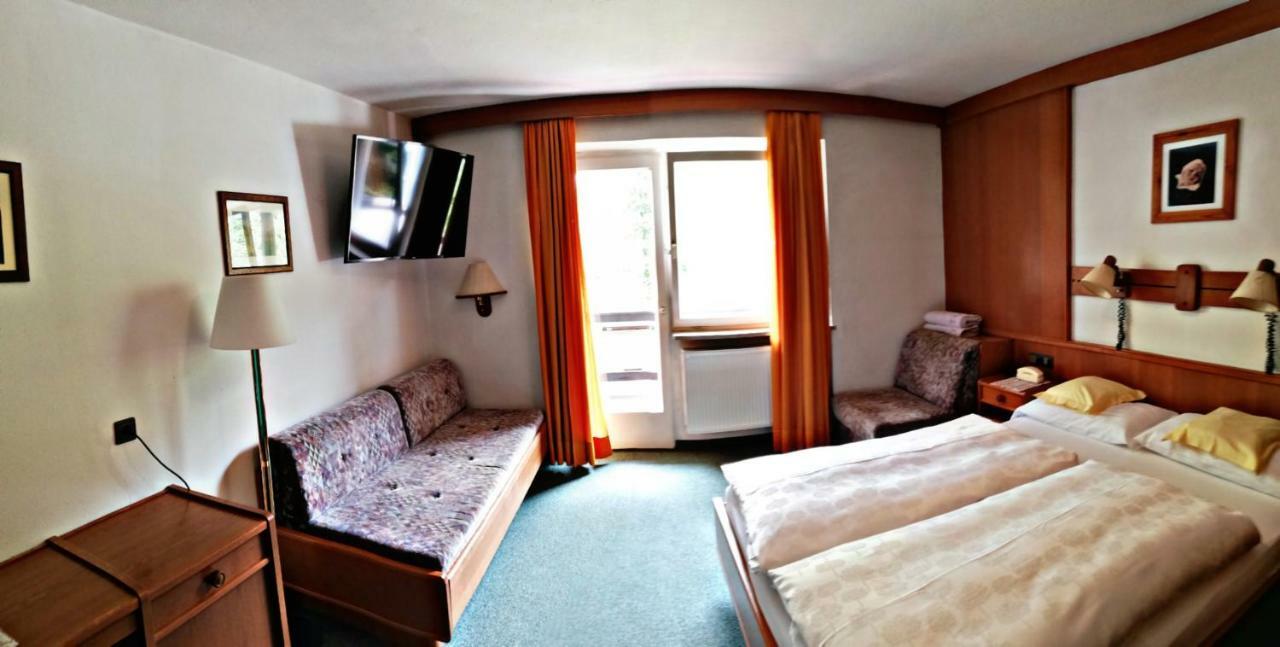 Superior Double or Twin Room,847277153:JPEG