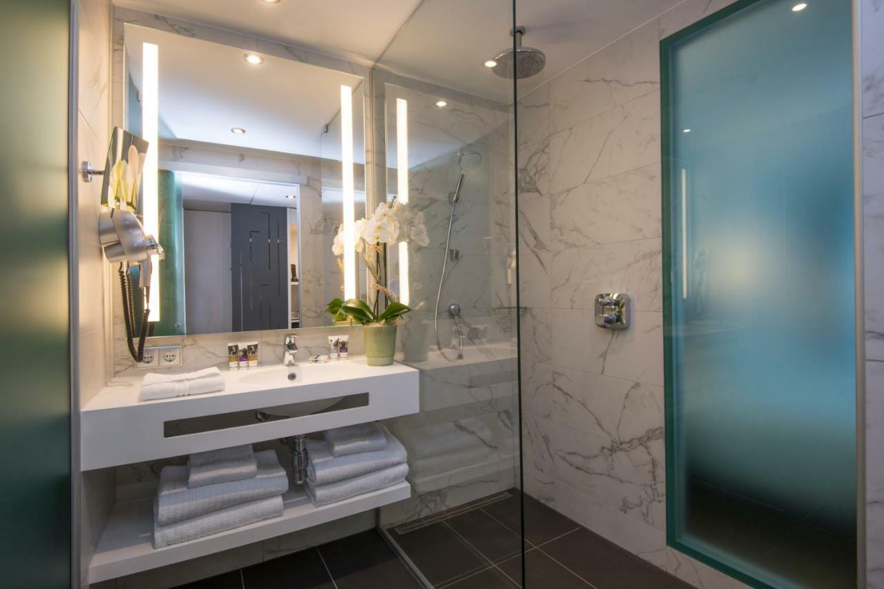 Chambre Supérieure avec 1 Lit Double et 1 Canapé