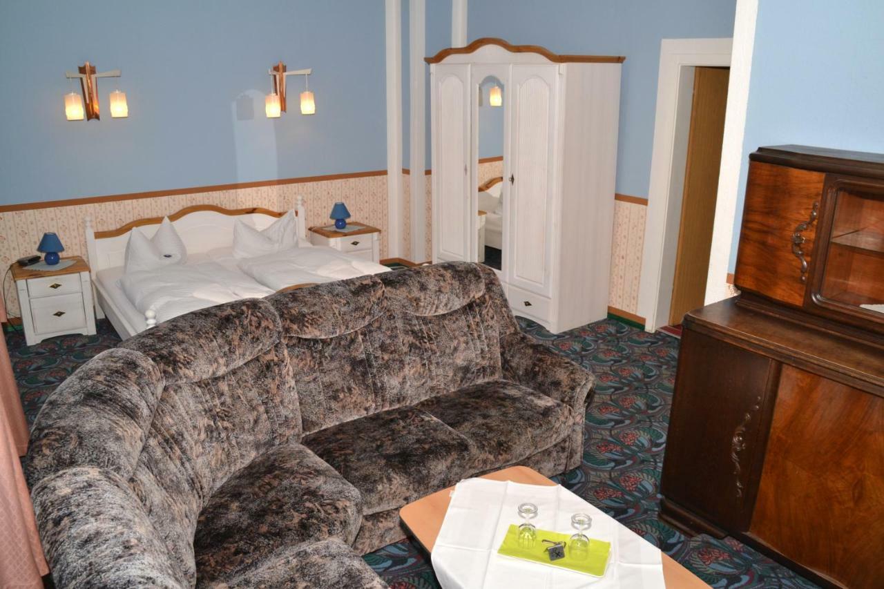 Standard Double or Twin Room,855040328:JPEG