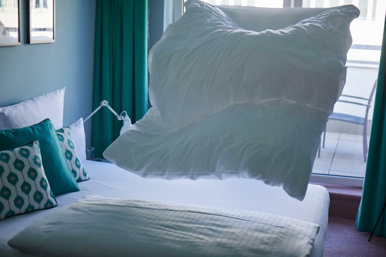 Double Room with Balcony,906105988:JPEG