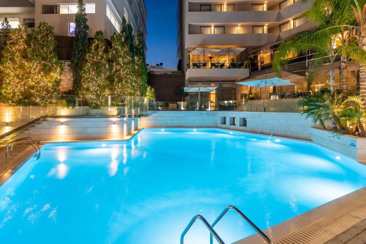 Chambre Double ou Lits Jumeaux Supérieure - Vue sur Piscine