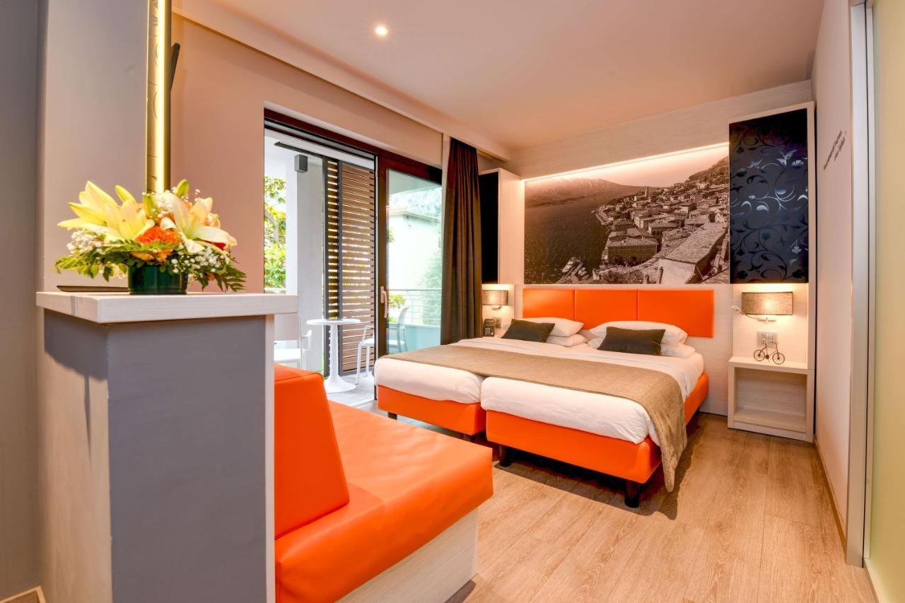 Basic Zweibettzimmer mit Bergblick
