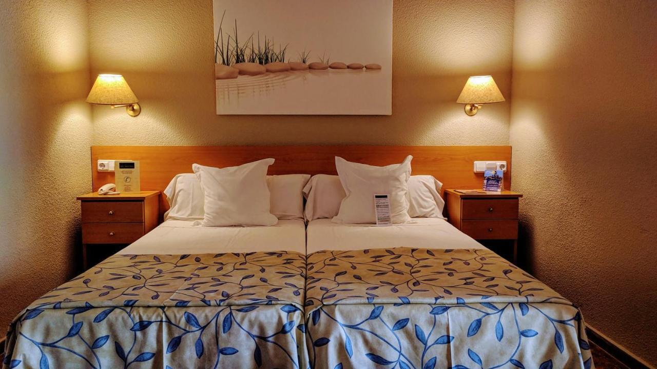 Double or Twin Room,942786253:JPEG