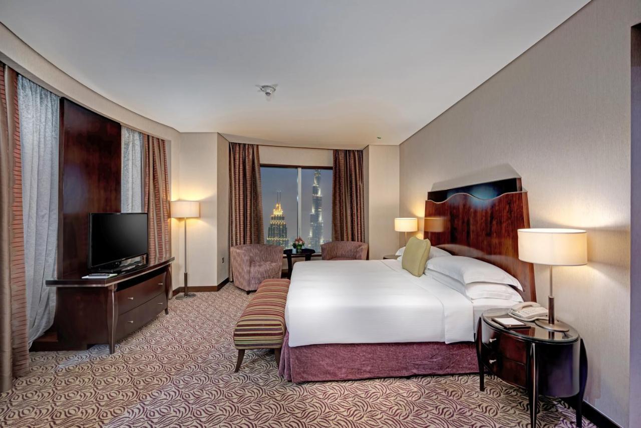 Spacious High Floor One Bedroom Suite with Complimentary Breakfast Buffet,1198699573:JPEG