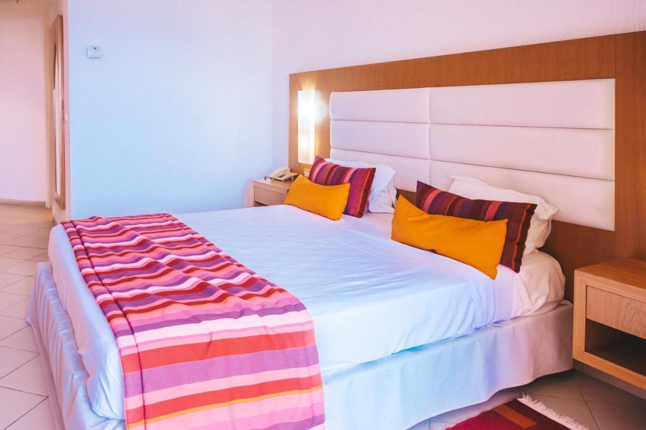 Chambre Double ou Lits Jumeaux - Vue sur Mer