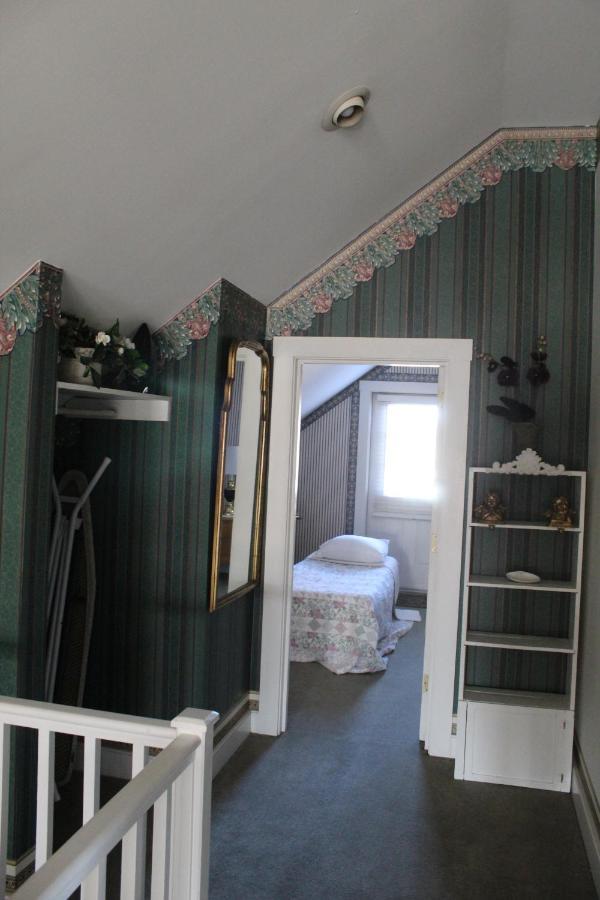 Two-Bedroom Suite,968815366:JPEG