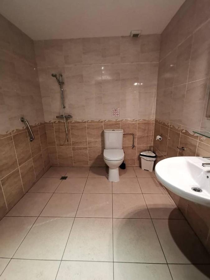Habitación Doble adaptada para personas con discapacidad - 2 camas