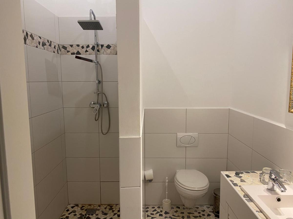 Comfort Dreibettzimmer mit Dusche