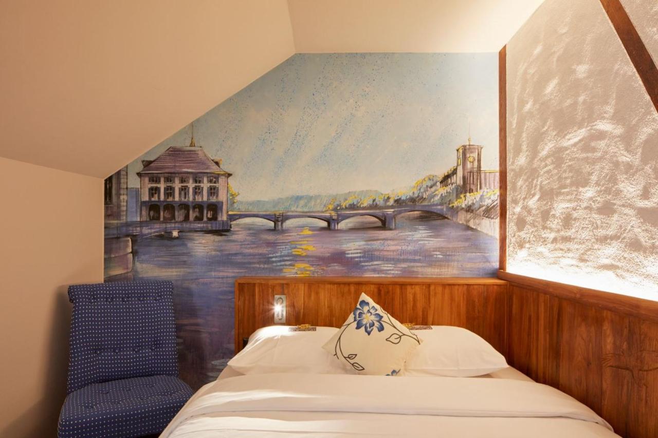 Superior Single Room