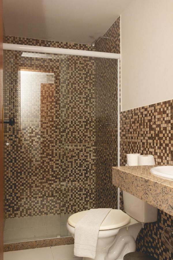 Quarto Quádruplo Standard