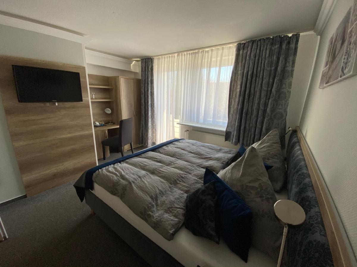 Doppelzimmer mit Balkon