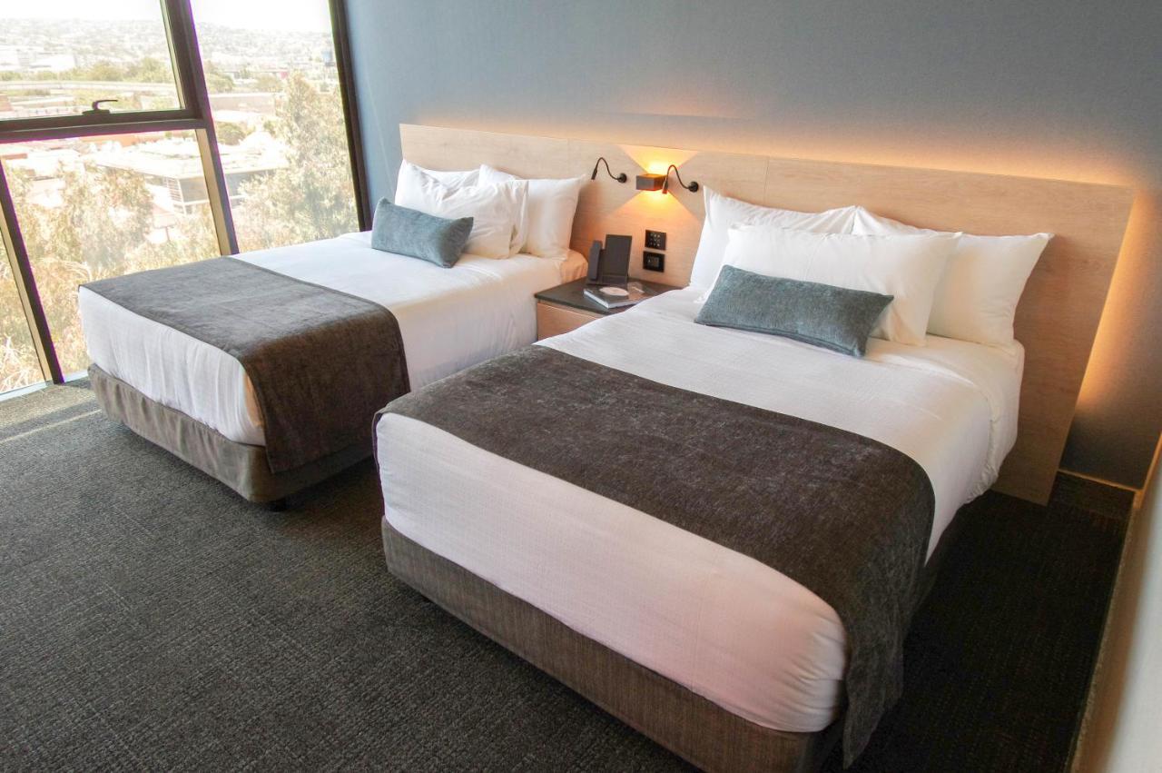 Master Suite,1587556516:JPEG
