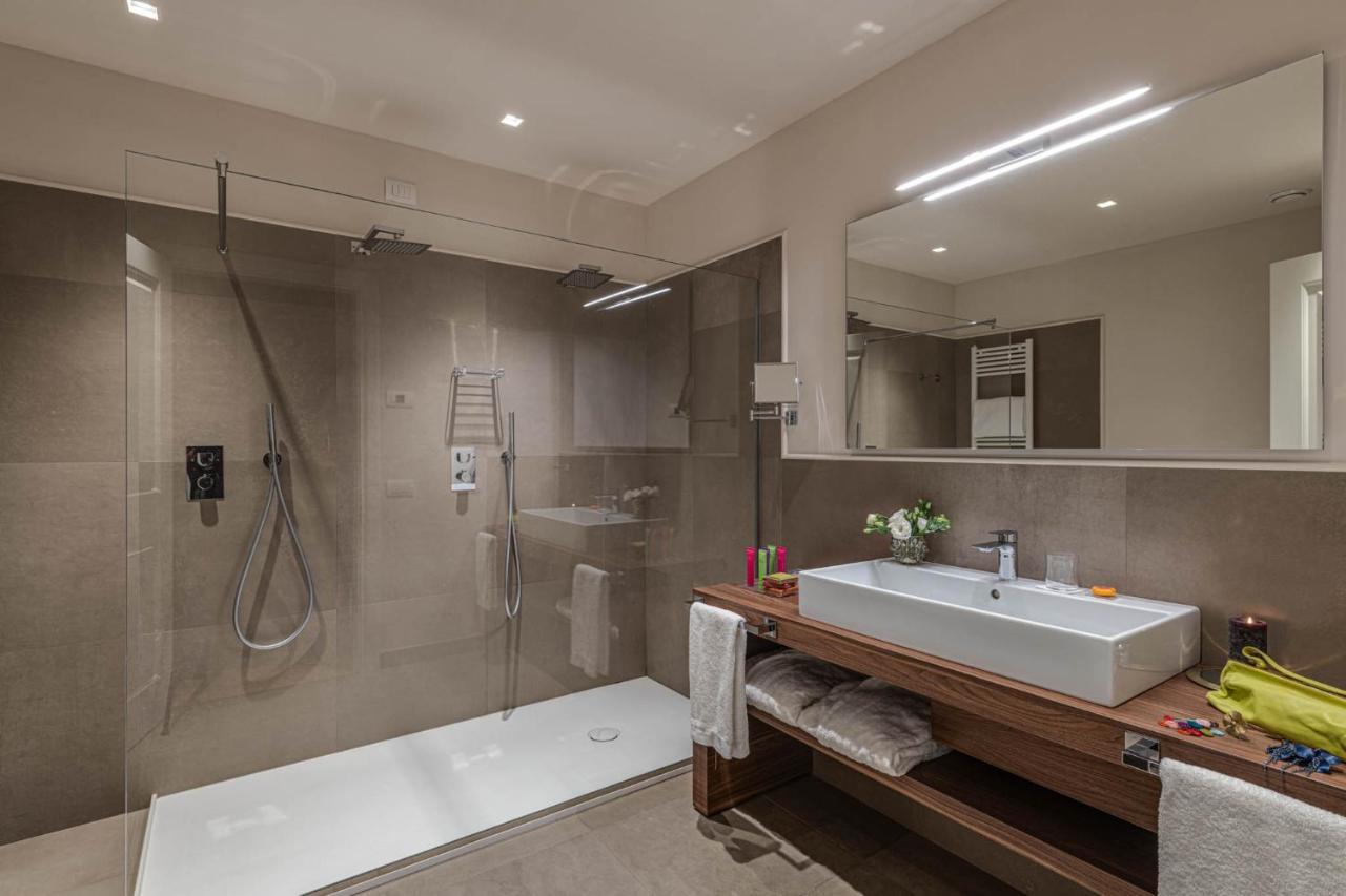 Superior Double or Twin Room,999755907:JPEG