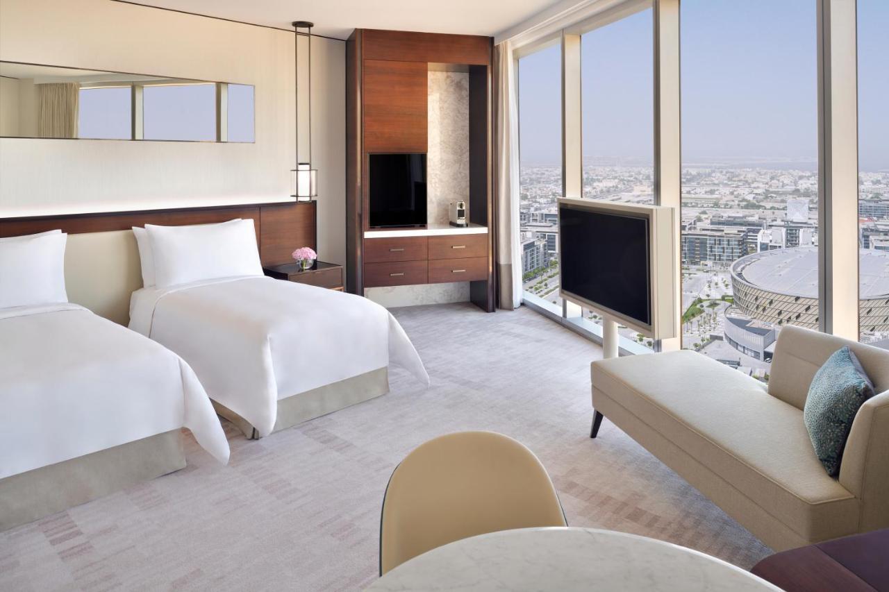 Premier Room Twin – Exclusive Access to Level 54 Infinity Pool,1227846218:JPEG