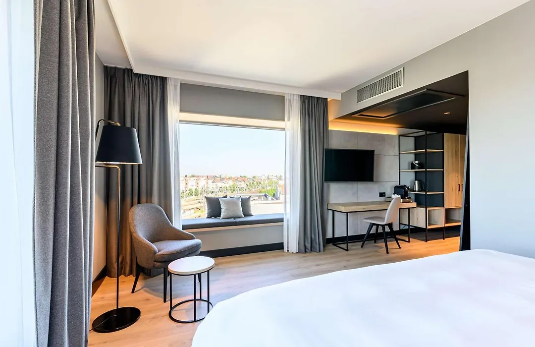 Radisson Hotel Antwerp Berchem-1
