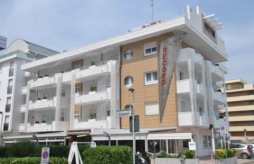 Hotel Record-1