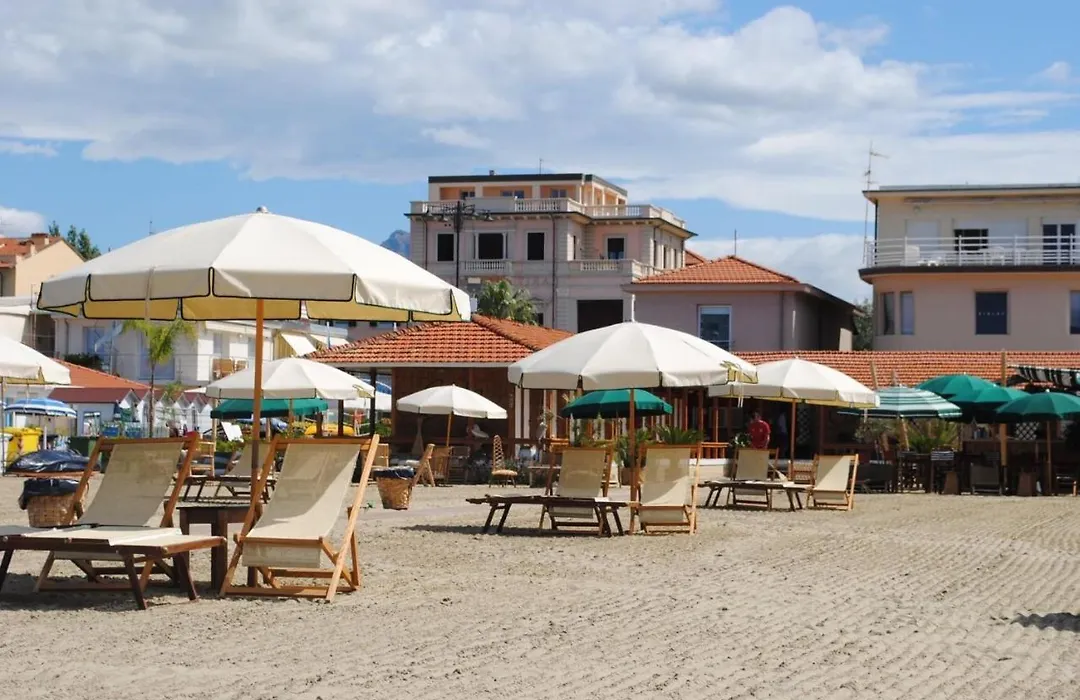 Villa Tina Hotel-1