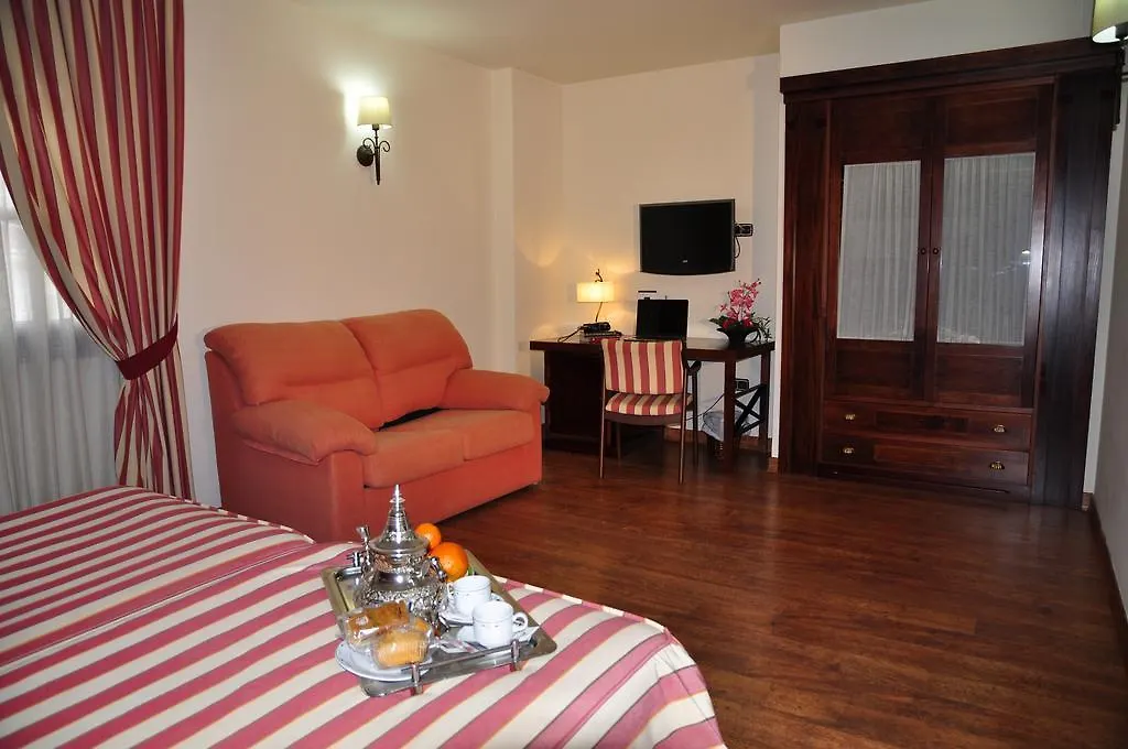 Hotel Los Cerezos-1